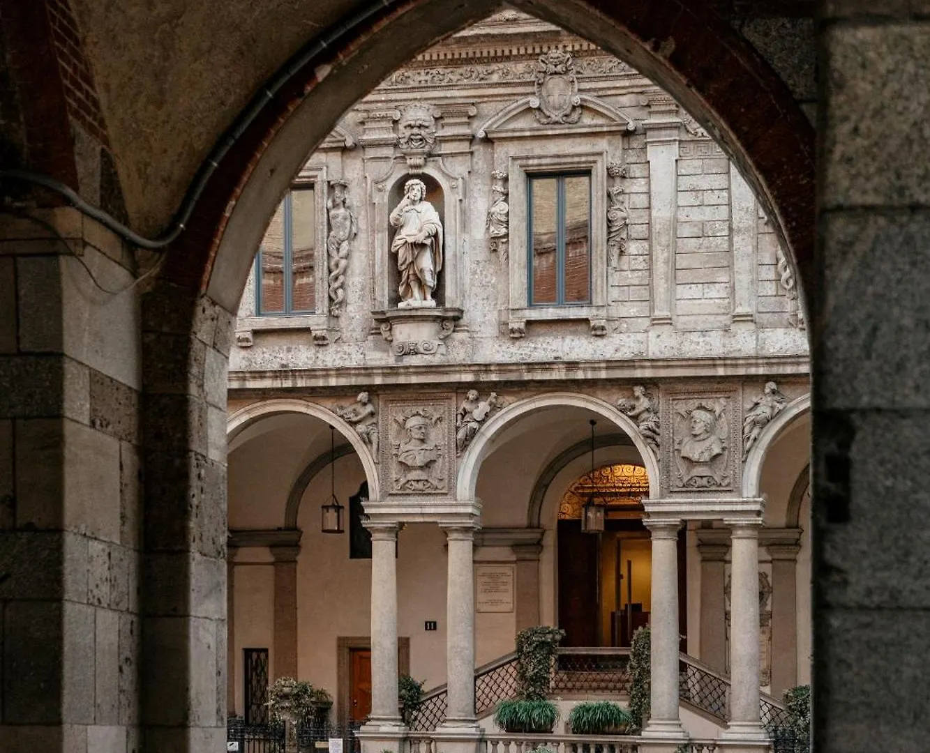 Palazzo Cordusio, A Gran Melia Hotel Mailand 5*,